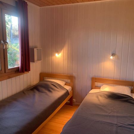 Camping Familial Paisible Avec Piscine, Mobil Home , Chalet, Studio & Emplacement Nue Casties-Labrande Bagian luar foto